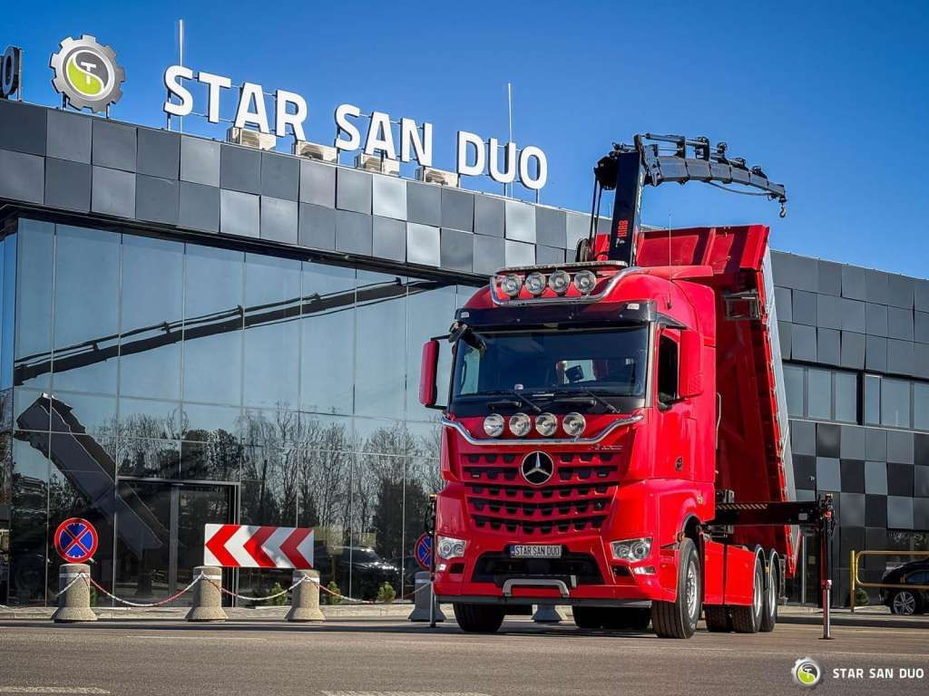 Mercedes-Benz AROCS 3358L 6x4 HIAB 192X-HIPRO E-6 Crane Kippe - Autokran: das Bild 4 Mercedes-Benz AROCS 3358L 6x4 HIAB 192X-HIPRO E-6 Crane Kippe - Autokran: das Bild 4