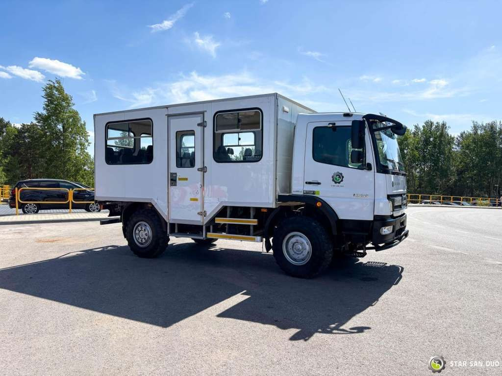 Mercedes-Benz ATEGO 1326 4x4 Double Cab Camper BUS - Fahrgestell LKW: das Bild 3 Mercedes-Benz ATEGO 1326 4x4 Double Cab Camper BUS - Fahrgestell LKW: das Bild 3