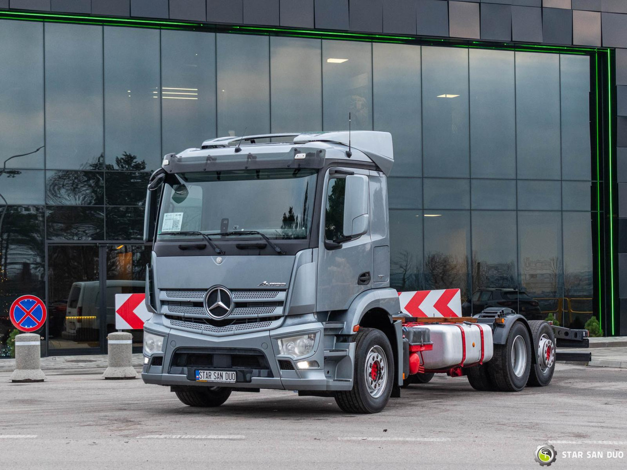 - Fahrgestell LKW: das Bild 5 - Fahrgestell LKW: das Bild 5