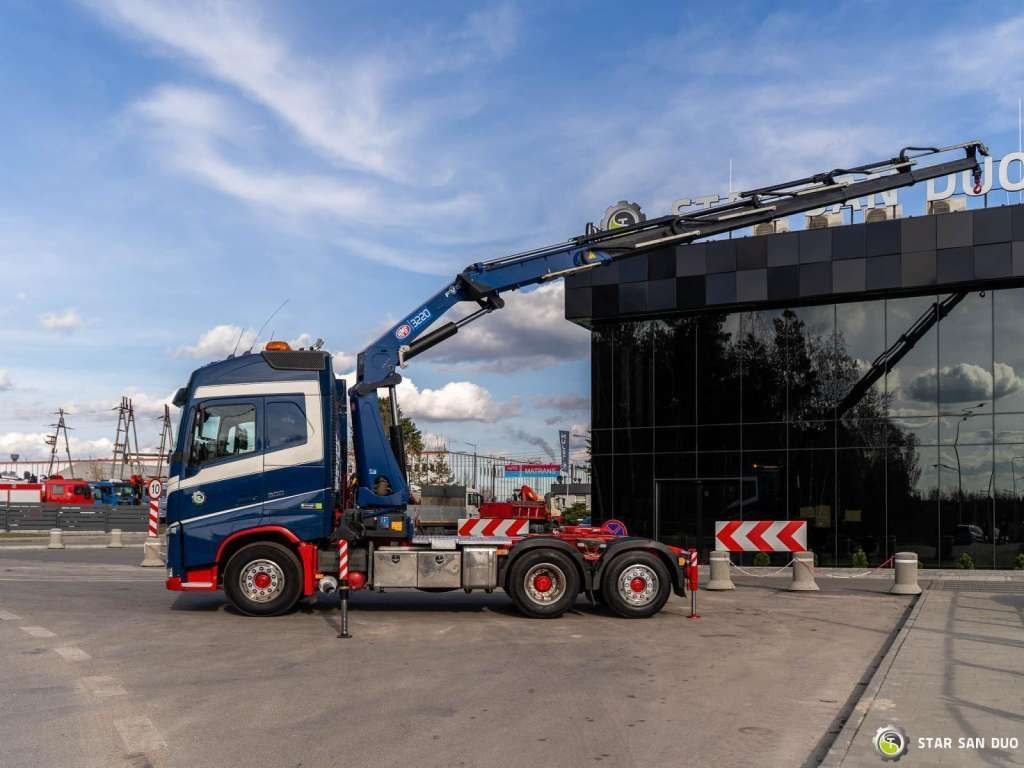 Volvo FH 500 6x2 HMF 3220-K5 HDS Crane Euro 6 - Autokran, Sattelzugmaschine: das Bild 2 Volvo FH 500 6x2 HMF 3220-K5 HDS Crane Euro 6 - Autokran, Sattelzugmaschine: das Bild 2