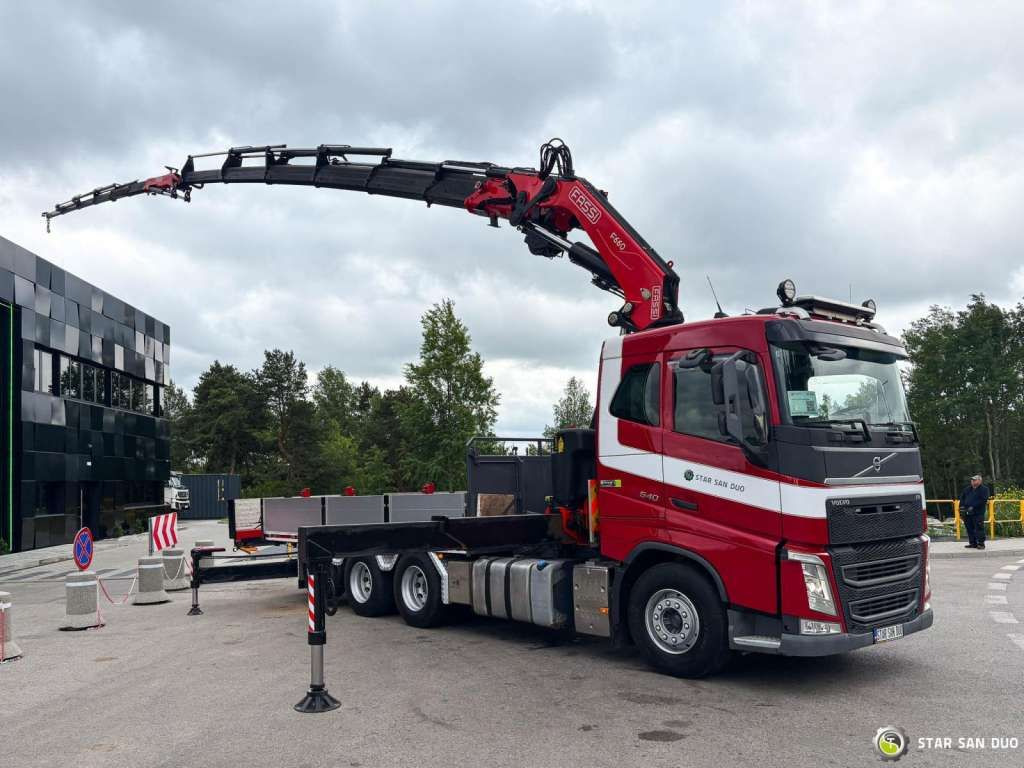 Volvo FH 540 8x4 FASSI F660 HDS Fly Jib Winch - Autokran: das Bild 2 Volvo FH 540 8x4 FASSI F660 HDS Fly Jib Winch - Autokran: das Bild 2