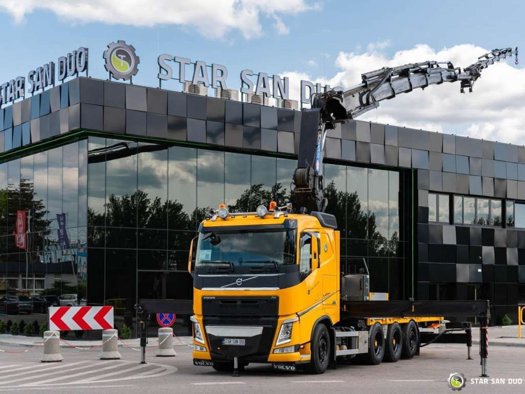 Volvo FH 540 8x4 HMF 6020 Fly Jib Winch - Autokran: das Bild 1 Volvo FH 540 8x4 HMF 6020 Fly Jib Winch - Autokran: das Bild 1