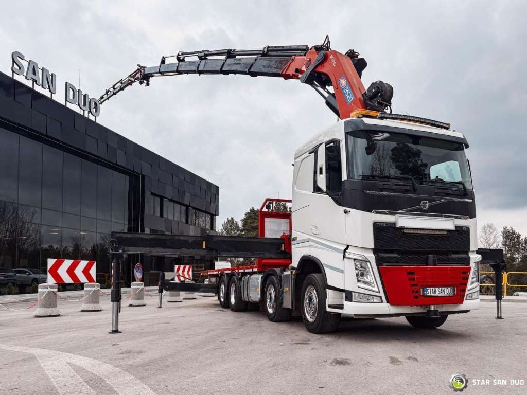 Volvo FH 550 8x2 HMF 8520 FLY JIB Winch Crane Euro 6 - Autokran: das Bild 3 Volvo FH 550 8x2 HMF 8520 FLY JIB Winch Crane Euro 6 - Autokran: das Bild 3