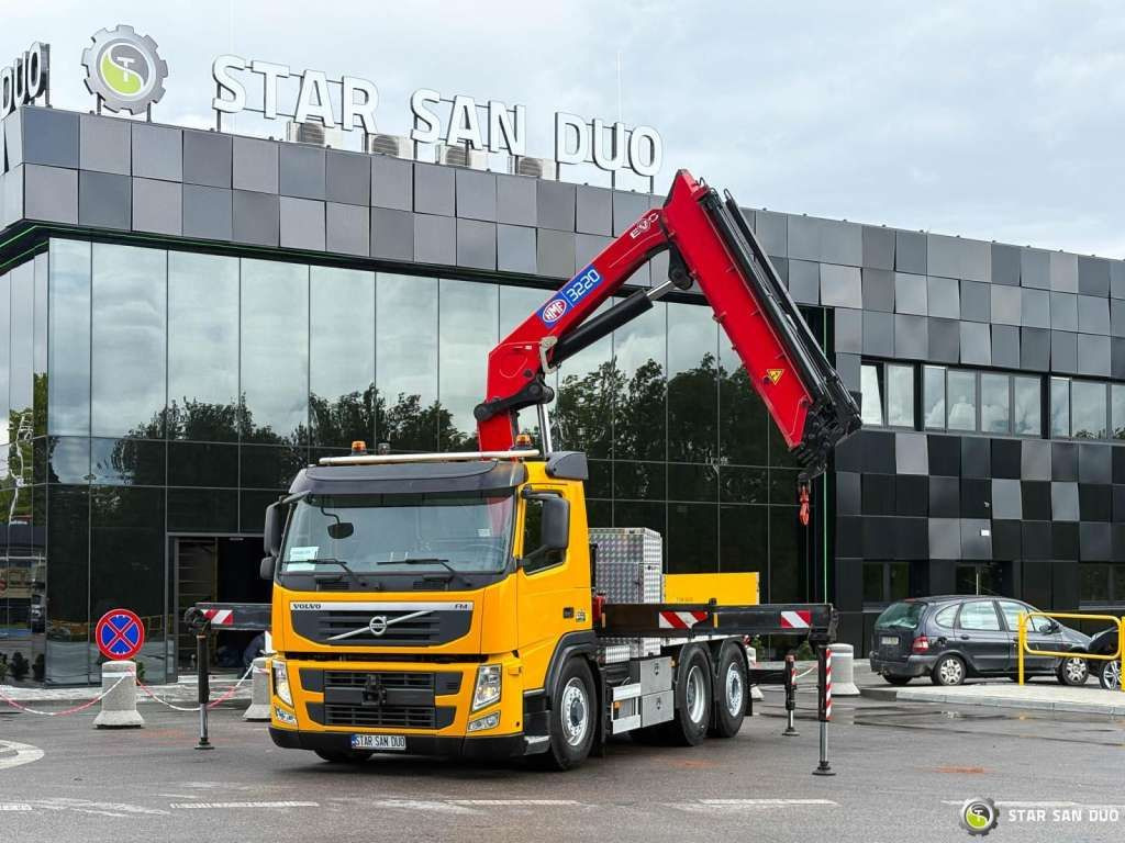 Volvo FM 460 6x4x4 HMF 3220 Crane HDS - Autokran: das Bild 3 Volvo FM 460 6x4x4 HMF 3220 Crane HDS - Autokran: das Bild 3