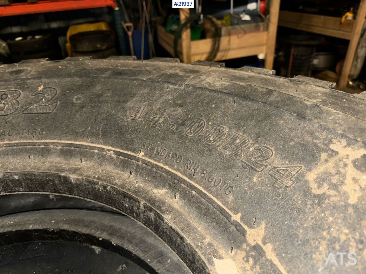 4 stk dekk til hjullaster eller veghøvel - Reifen für Baumaschine: das Bild 5 4 stk dekk til hjullaster eller veghøvel - Reifen für Baumaschine: das Bild 5