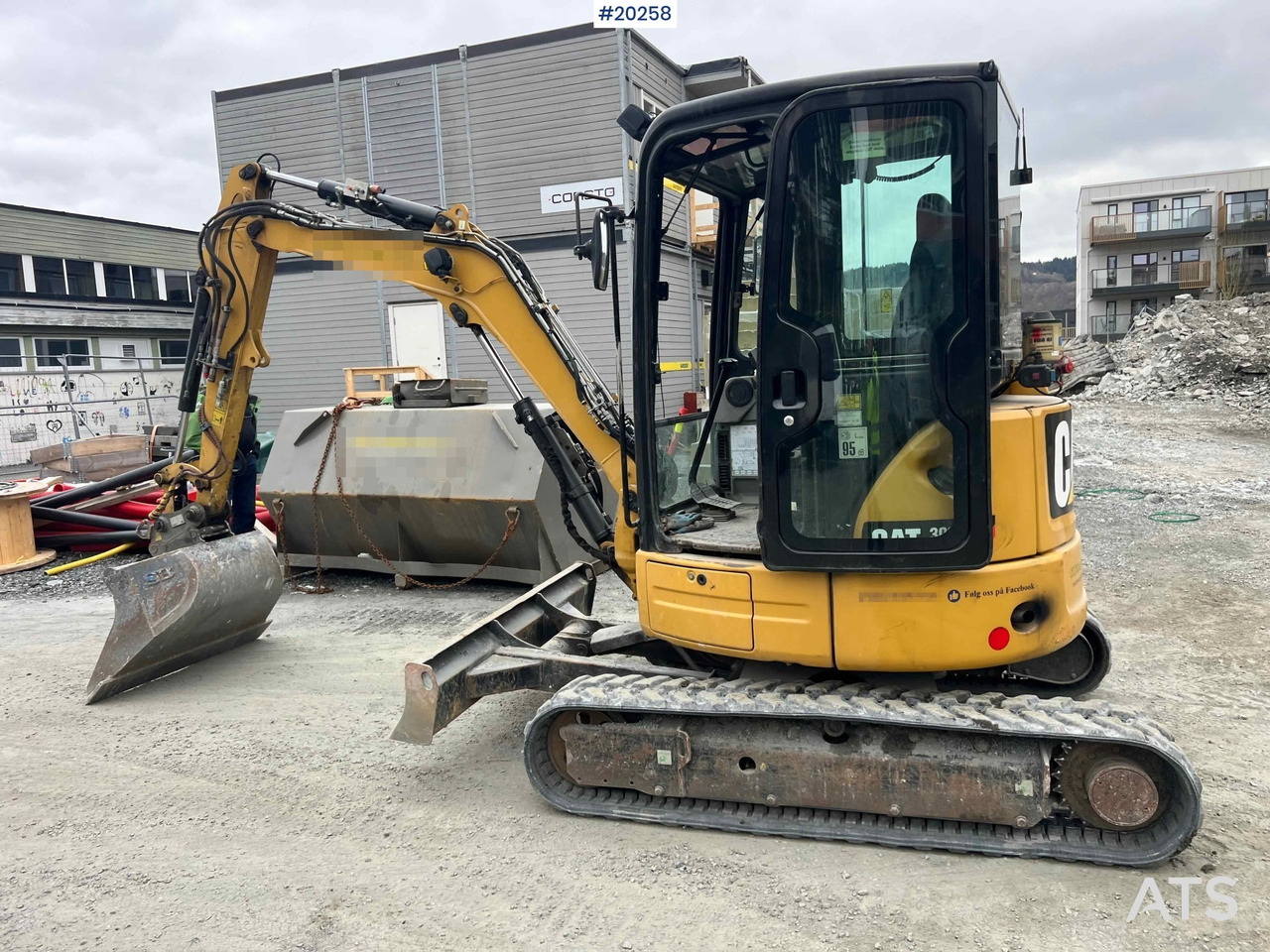 Bagger Caterpillar 303.5ECR: das Bild 21