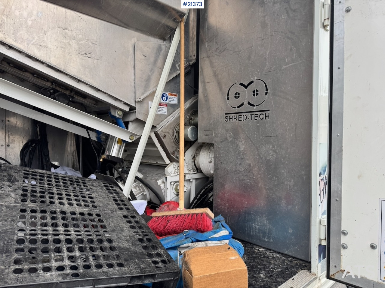 Industrie Schredder, LKW DAF LF 260: das Bild 16
