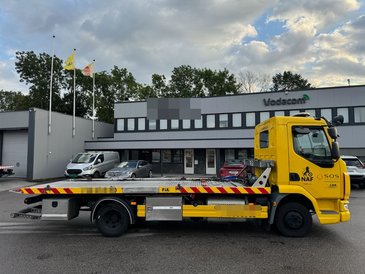 DAF LF210 - Abschleppwagen: das Bild 2 DAF LF210 - Abschleppwagen: das Bild 2