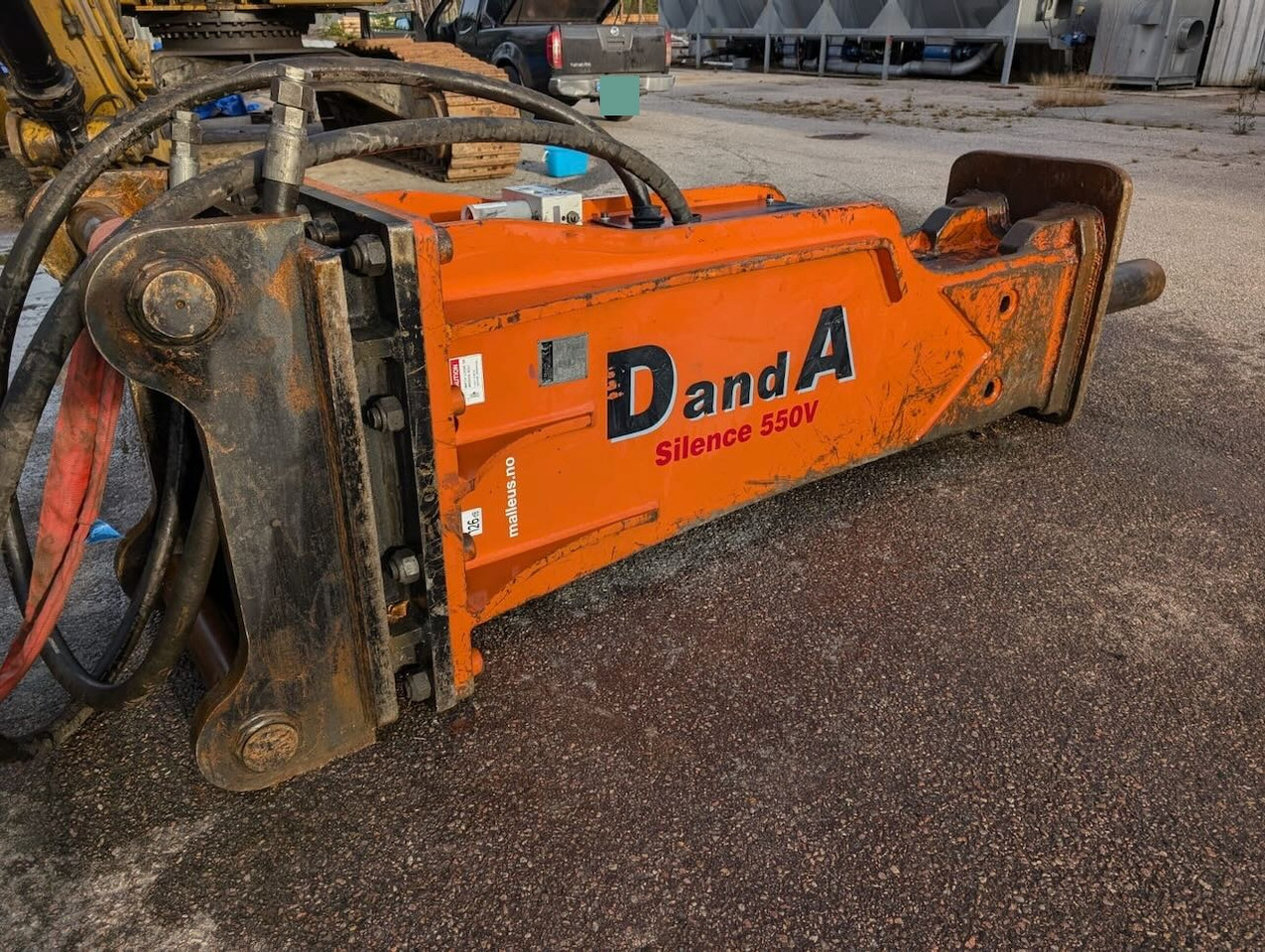 Danda Silence 550V - Hydraulikhammer für Baumaschine: das Bild 3 Danda Silence 550V - Hydraulikhammer für Baumaschine: das Bild 3