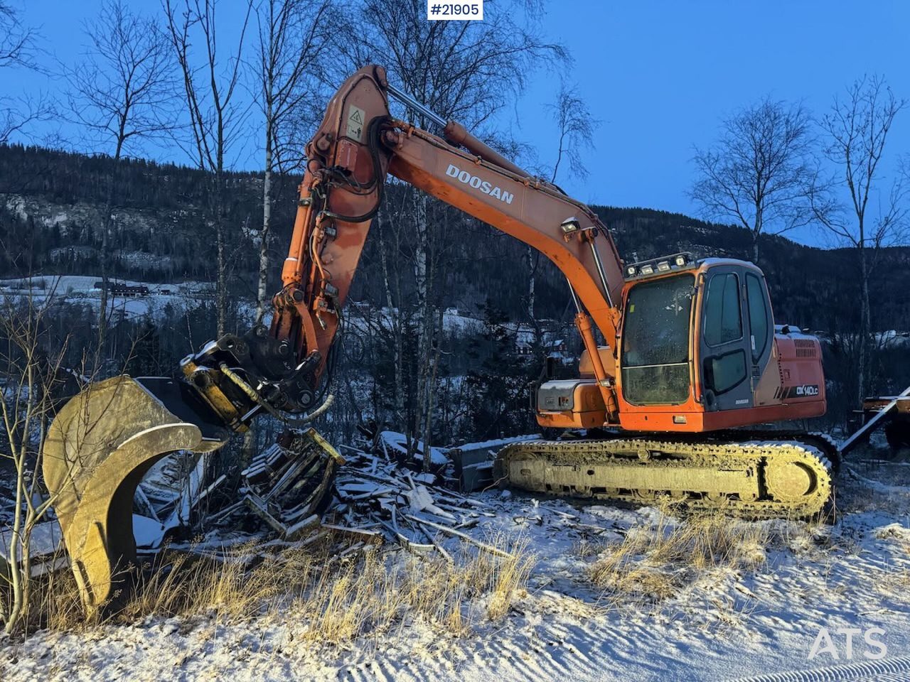 Doosan DX140LC Beltegraver m/ Engcon tilt og 2 skuffer. Nye belter. - Kettenbagger: das Bild 2 Doosan DX140LC Beltegraver m/ Engcon tilt og 2 skuffer. Nye belter. - Kettenbagger: das Bild 2