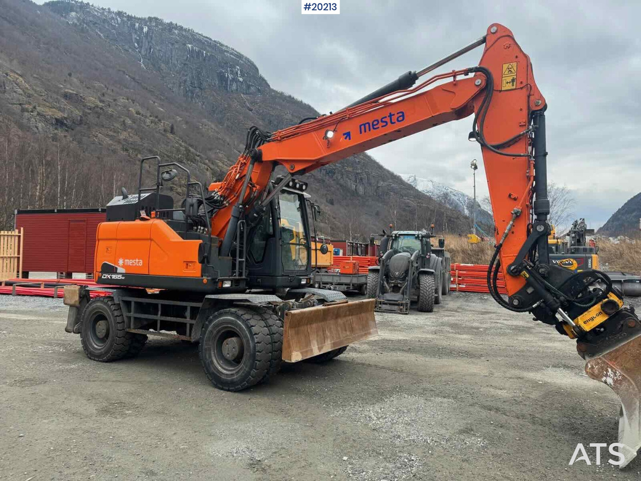 Doosan DX165W-5 hjulmaskin m/ K80 hengerfeste med elektrisk og hydraulisk opplegg, knekkbom ,Engcon ec219 rototilt, Gjerstad pusseskuffe. SE VIDEO - Radlader: das Bild 2 Doosan DX165W-5 hjulmaskin m/ K80 hengerfeste med elektrisk og hydraulisk opplegg, knekkbom ,Engcon ec219 rototilt, Gjerstad pusseskuffe. SE VIDEO - Radlader: das Bild 2