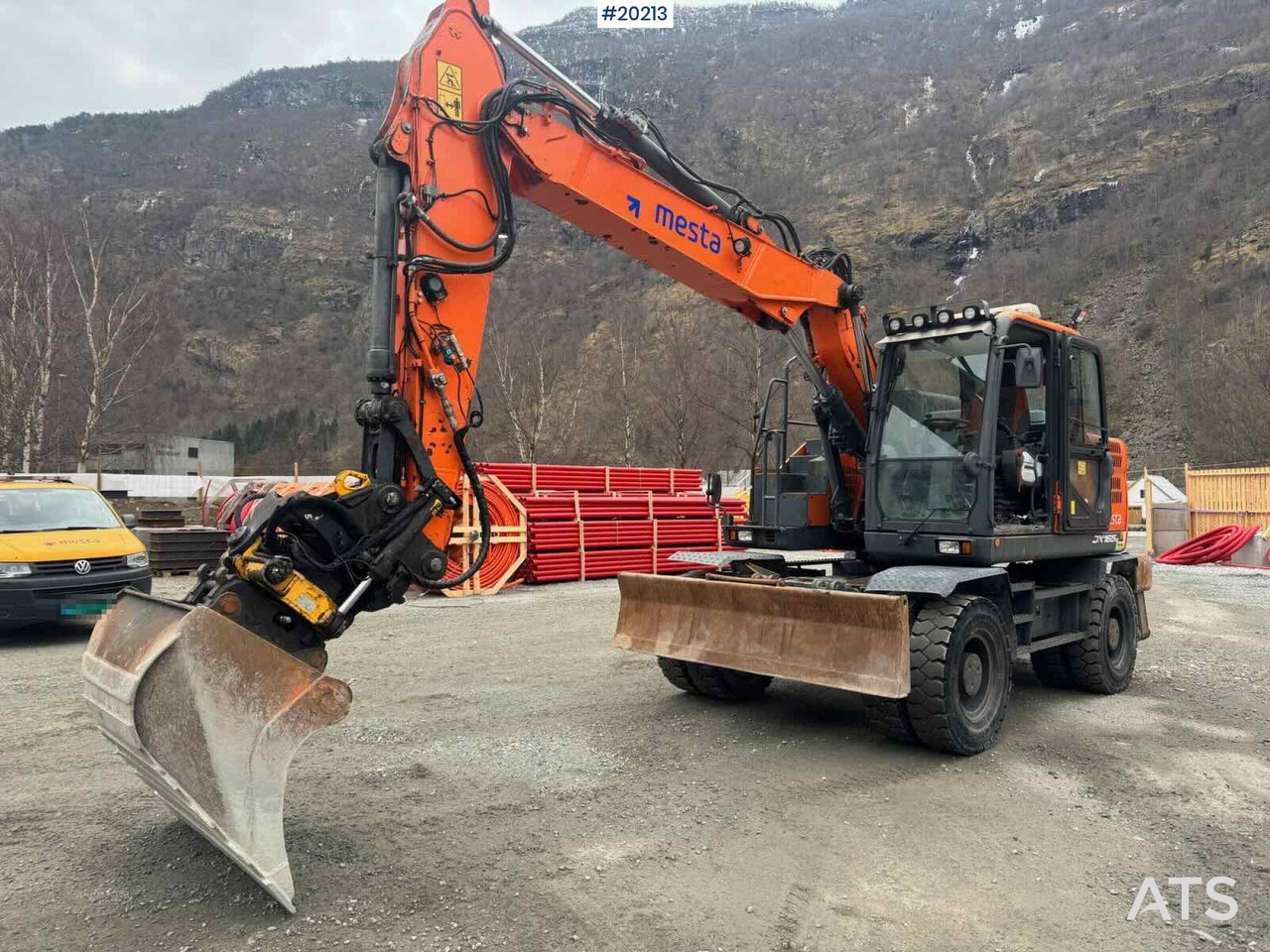 Doosan DX165W-5 hjulmaskin m/ K80 hengerfeste med elektrisk og hydraulisk opplegg, knekkbom ,Engcon ec219 rototilt, Gjerstad pusseskuffe. SE VIDEO - Radlader: das Bild 1 Doosan DX165W-5 hjulmaskin m/ K80 hengerfeste med elektrisk og hydraulisk opplegg, knekkbom ,Engcon ec219 rototilt, Gjerstad pusseskuffe. SE VIDEO - Radlader: das Bild 1