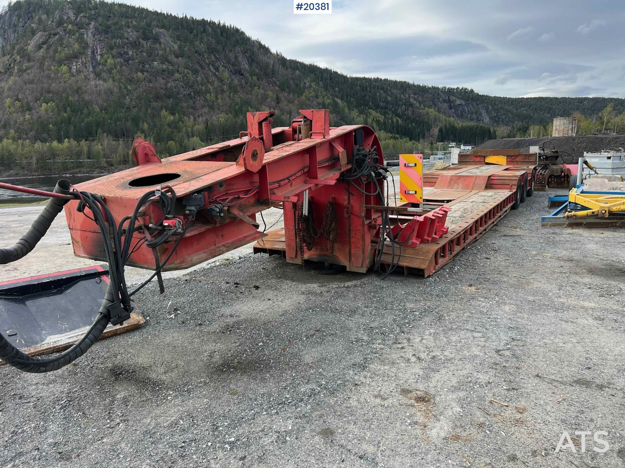Hafo 3 axle Well trolley Rep.Object - Tieflader Auflieger: das Bild 1 Hafo 3 axle Well trolley Rep.Object - Tieflader Auflieger: das Bild 1