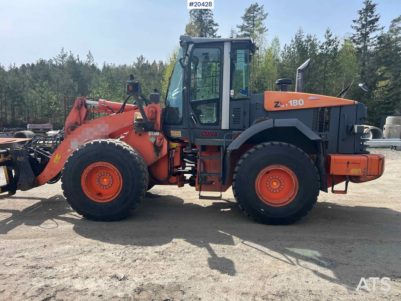 Hitachi ZW 180 - Radlader: das Bild 4 Hitachi ZW 180 - Radlader: das Bild 4