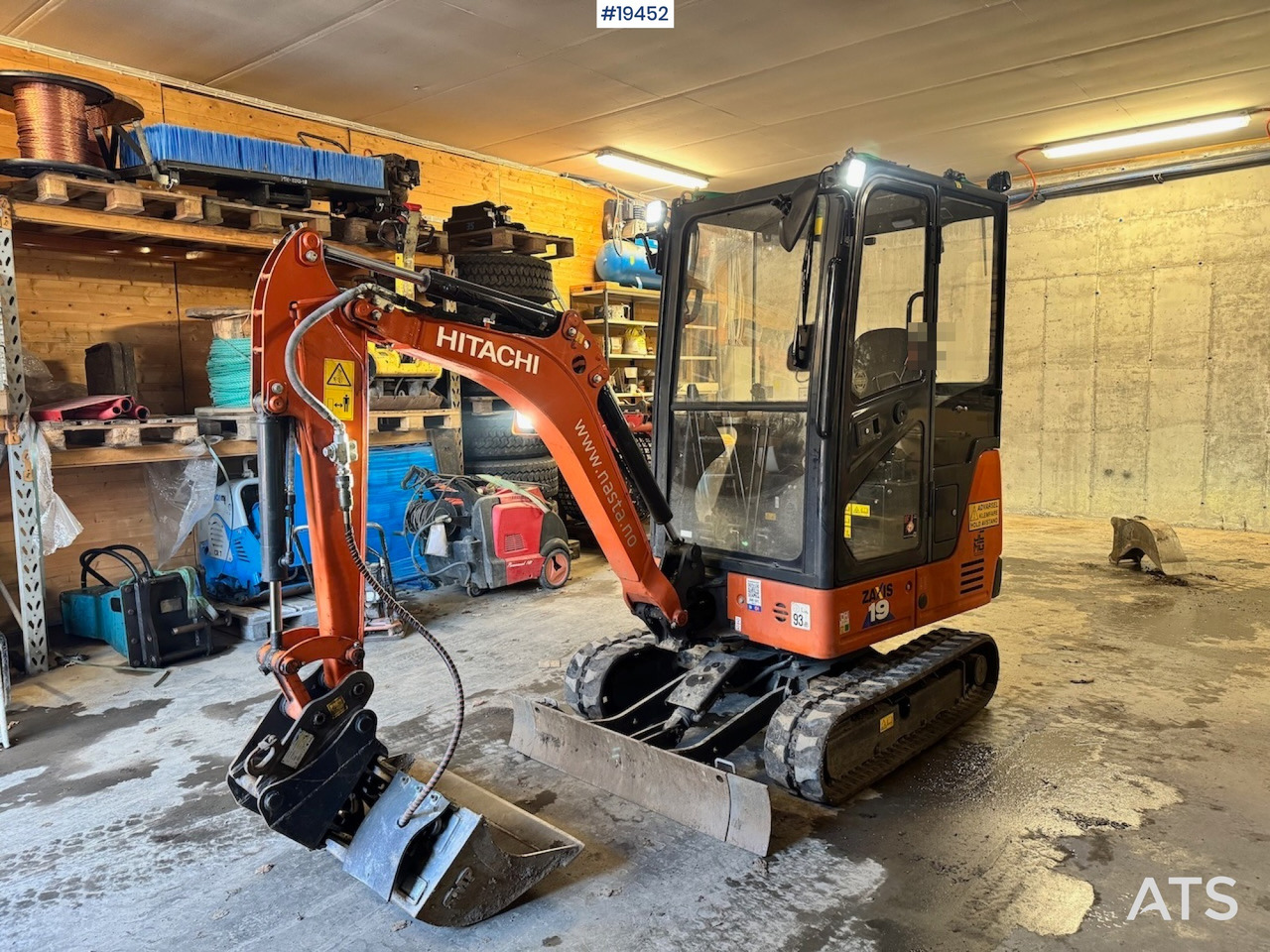Hitachi ZX19-6CR - Bagger: das Bild 1 Hitachi ZX19-6CR - Bagger: das Bild 1