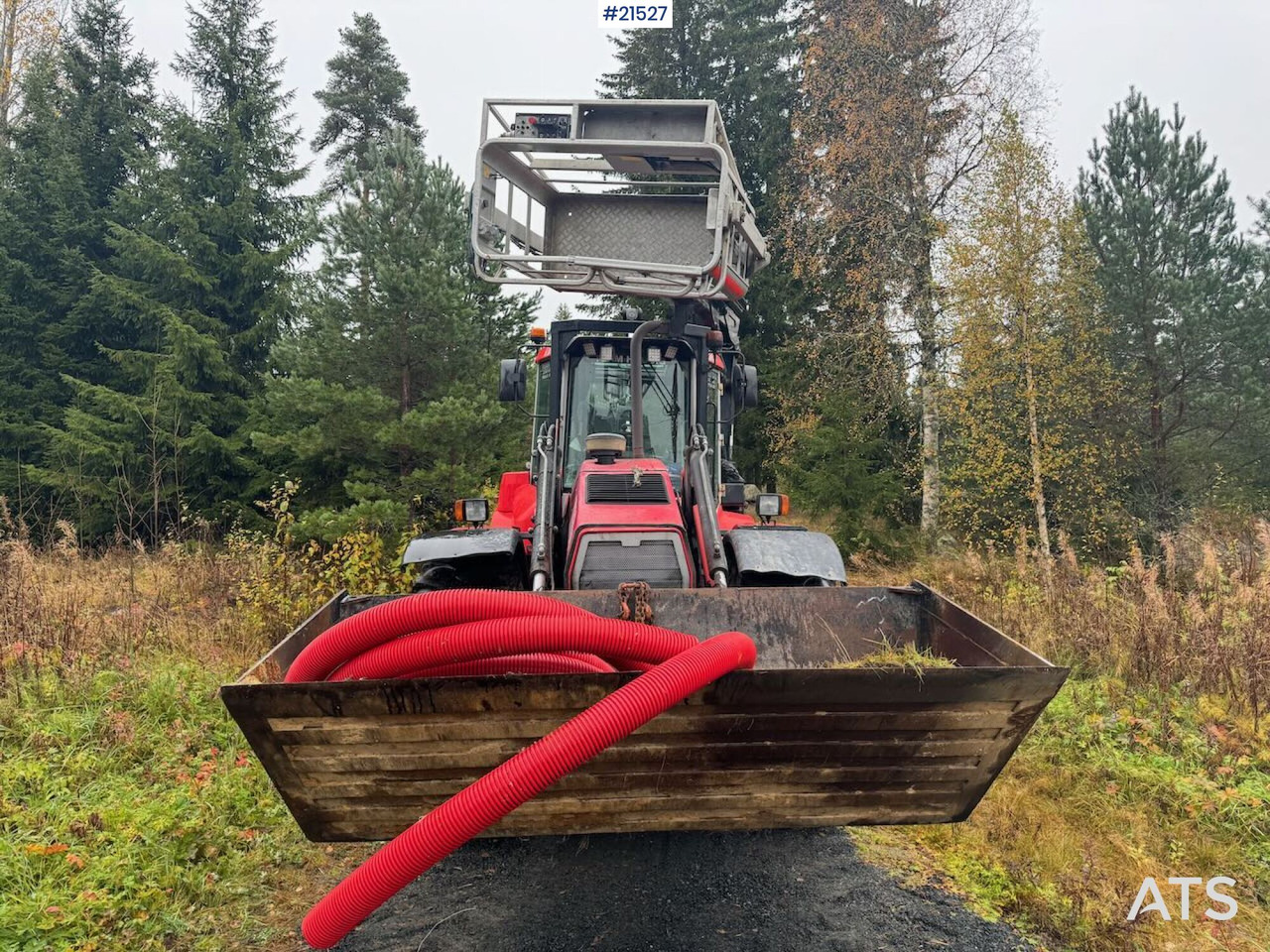 Huddig 1260B Traktorgraver m/ Huddig 2000 lift, tilt og pusseskuffe - Baggerlader: das Bild 3 Huddig 1260B Traktorgraver m/ Huddig 2000 lift, tilt og pusseskuffe - Baggerlader: das Bild 3