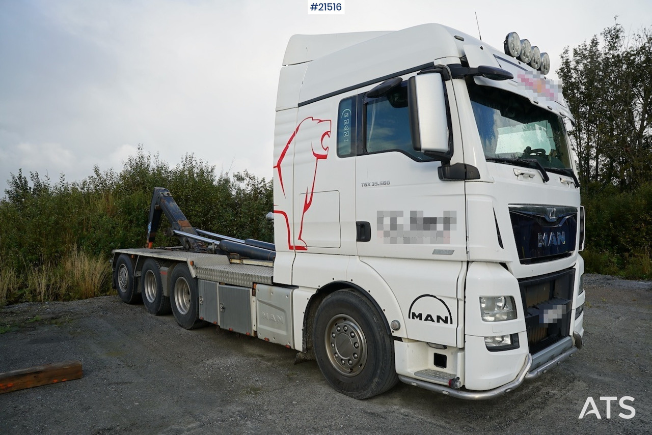 MAN Man TGX 35.560 8x4 tridem krokbil - Abrollkipper: das Bild 1 MAN Man TGX 35.560 8x4 tridem krokbil - Abrollkipper: das Bild 1