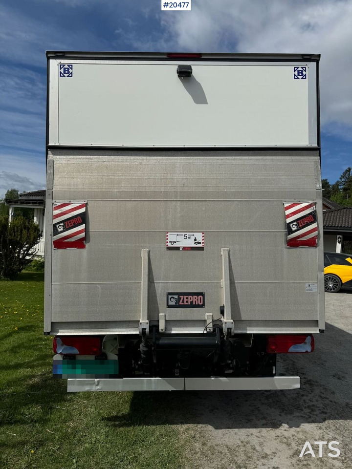 MAN TGE - Koffer Transporter: das Bild 5 MAN TGE - Koffer Transporter: das Bild 5