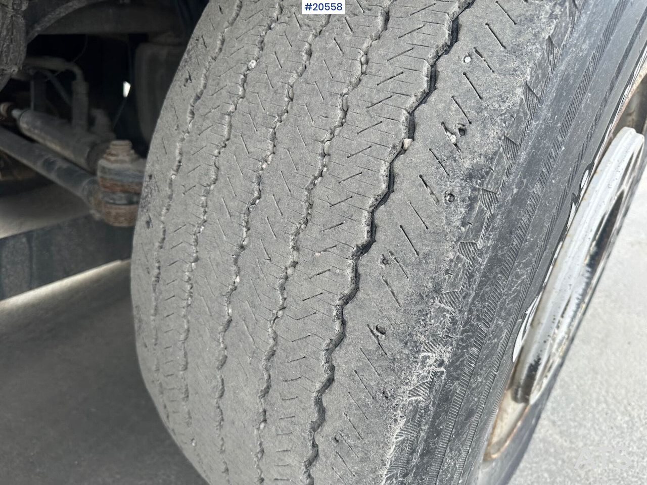 Saug-/ Spülfahrzeug Mercedes Arocs: das Bild 14