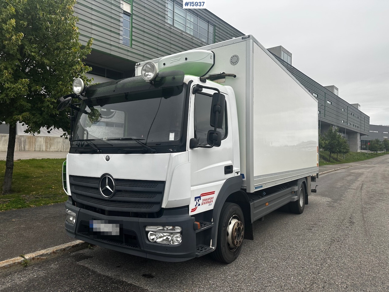 Mercedes Atego - Koffer LKW: das Bild 1 Mercedes Atego - Koffer LKW: das Bild 1
