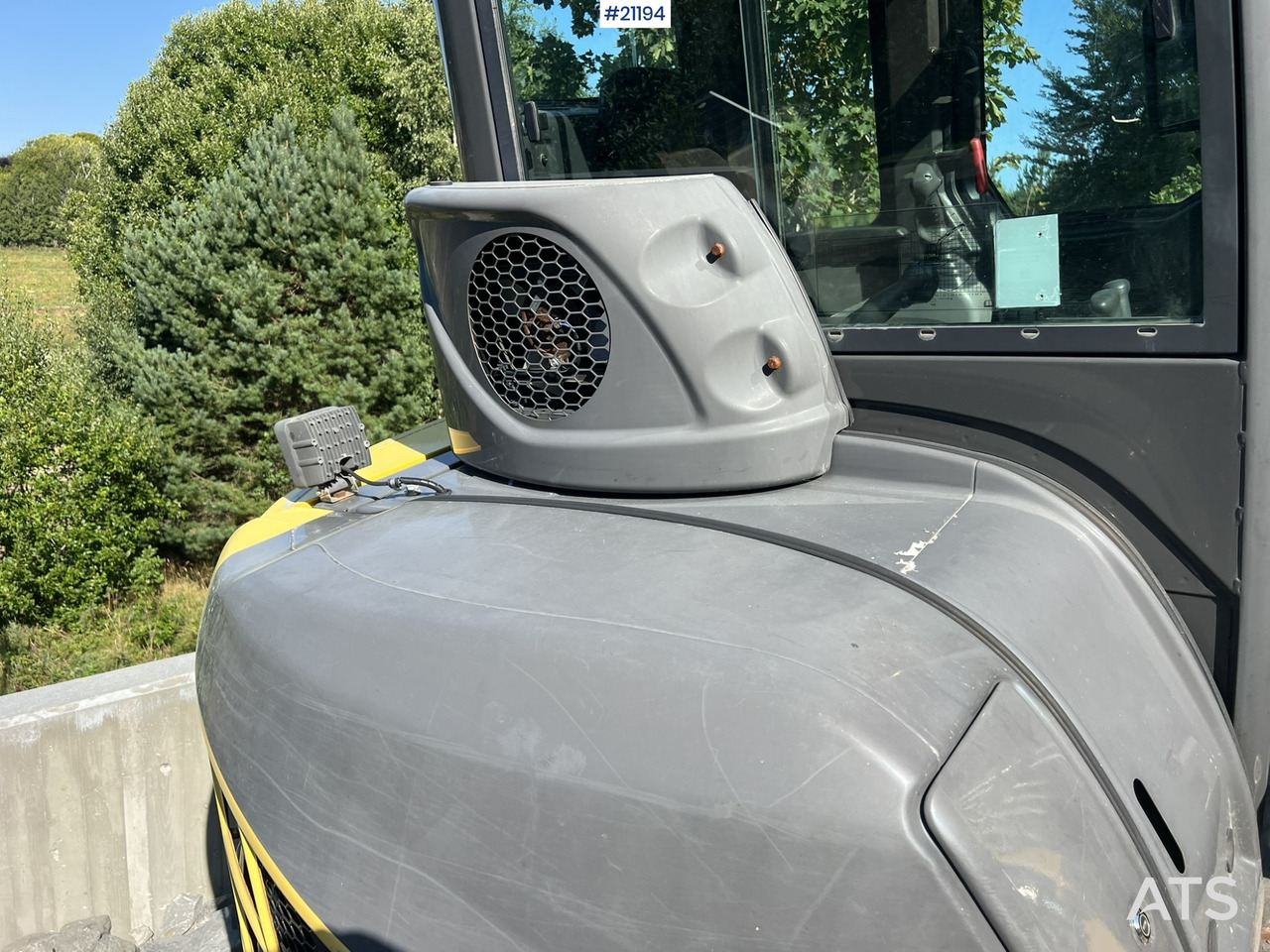 Kettenbagger New Holland E55B: das Bild 13