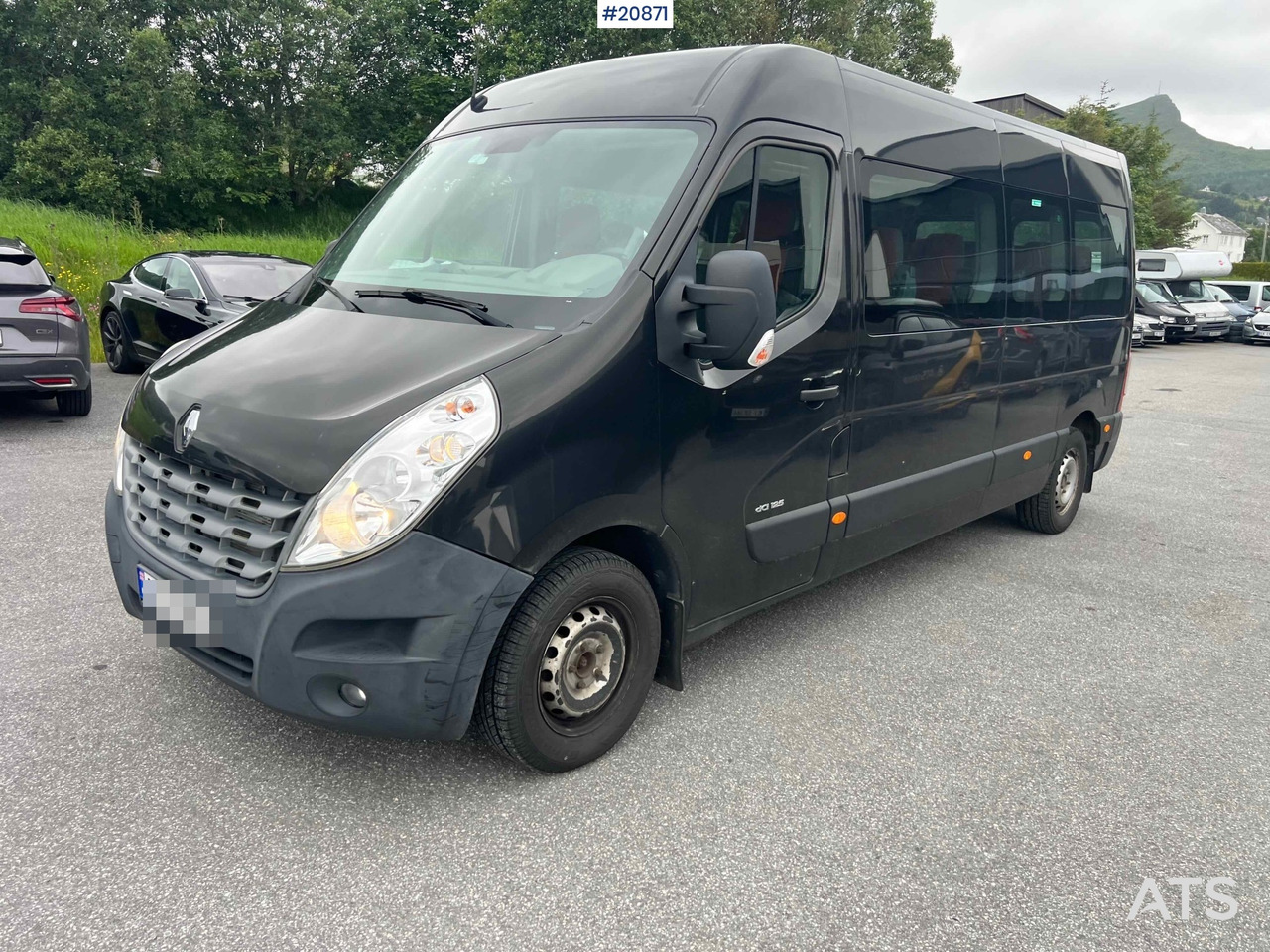 Renault DCI 125 - Kleinbus, Personentransporter: das Bild 1 Renault DCI 125 - Kleinbus, Personentransporter: das Bild 1