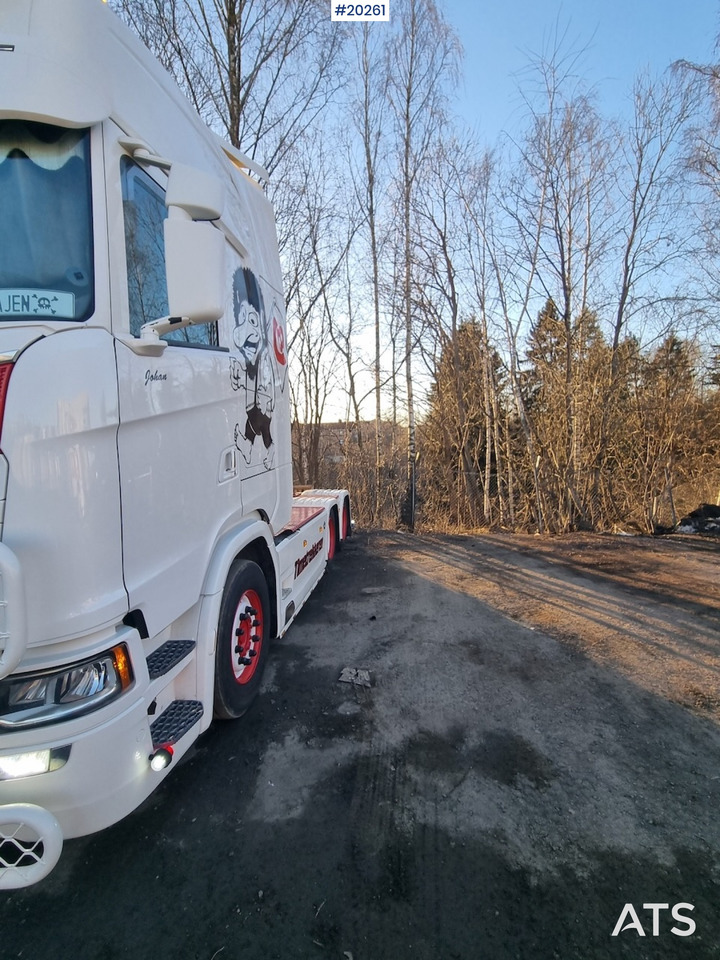 Scania S590 - Sattelzugmaschine: das Bild 3 Scania S590 - Sattelzugmaschine: das Bild 3