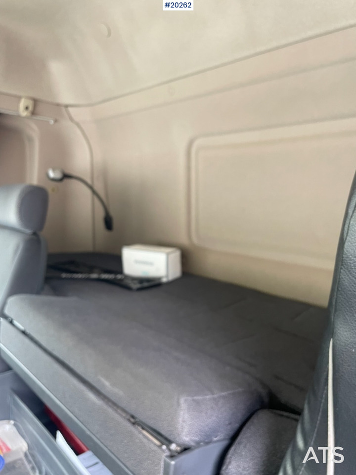 Koffer LKW Scania P 340: das Bild 6