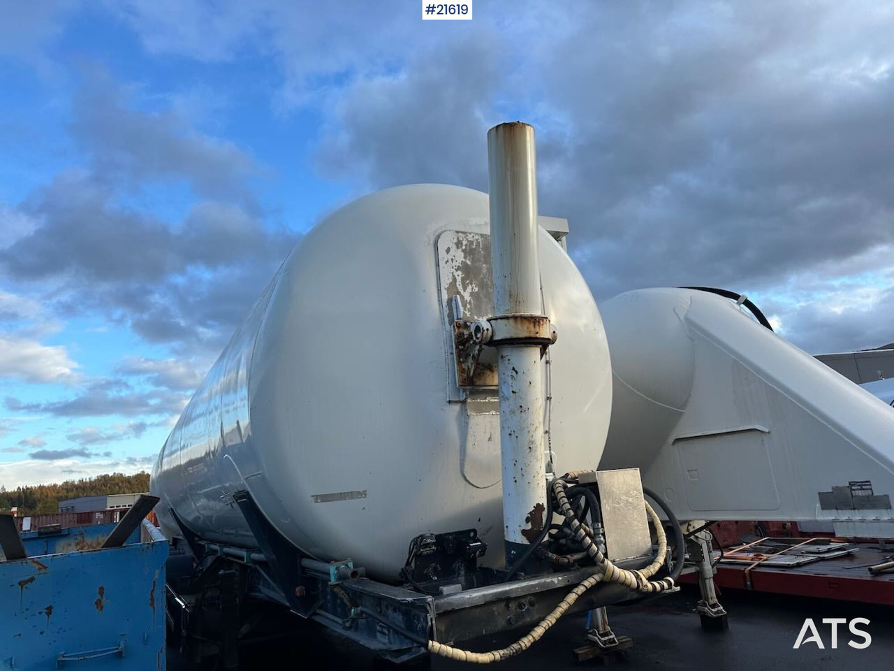 Spitzer 1996 Spitzer silo-trailer 3 akslet bulkhenger - Siloauflieger: das Bild 3 Spitzer 1996 Spitzer silo-trailer 3 akslet bulkhenger - Siloauflieger: das Bild 3