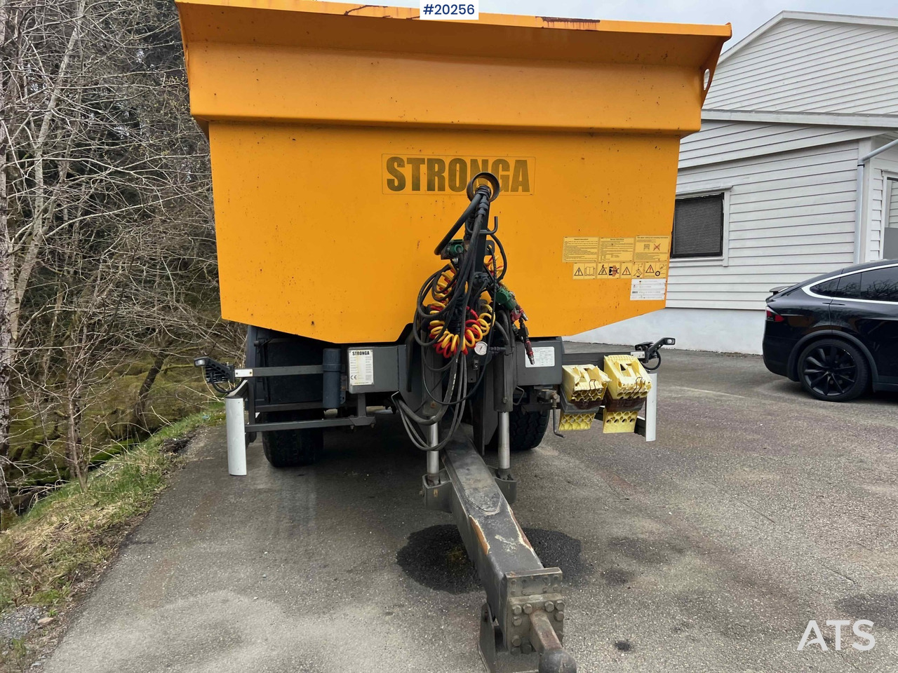 Muldenkipper/ Dumper Stronga DL1200: das Bild 7