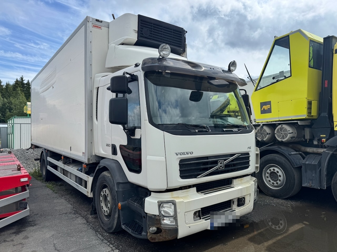 Volvo FE280 - Koffer LKW: das Bild 2 Volvo FE280 - Koffer LKW: das Bild 2