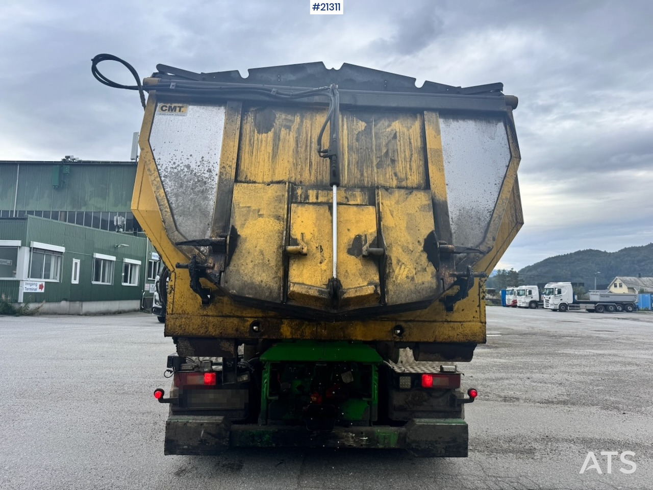 Volvo FH16 750 - Abrollkipper: das Bild 5 Volvo FH16 750 - Abrollkipper: das Bild 5