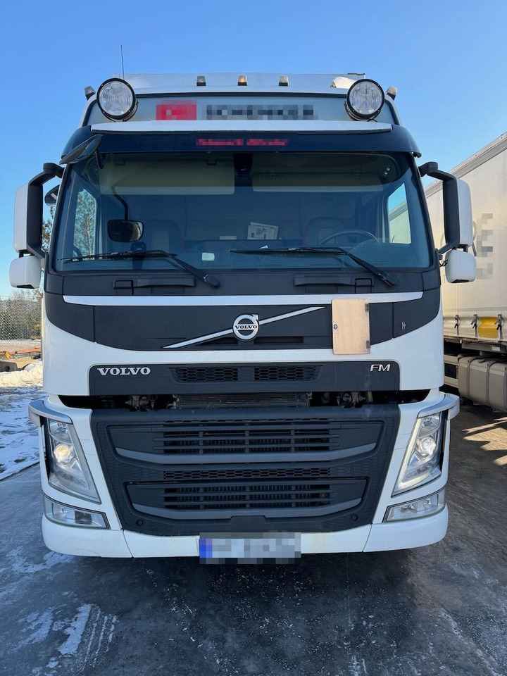 Volvo FM370 - Koffer LKW: das Bild 2 Volvo FM370 - Koffer LKW: das Bild 2