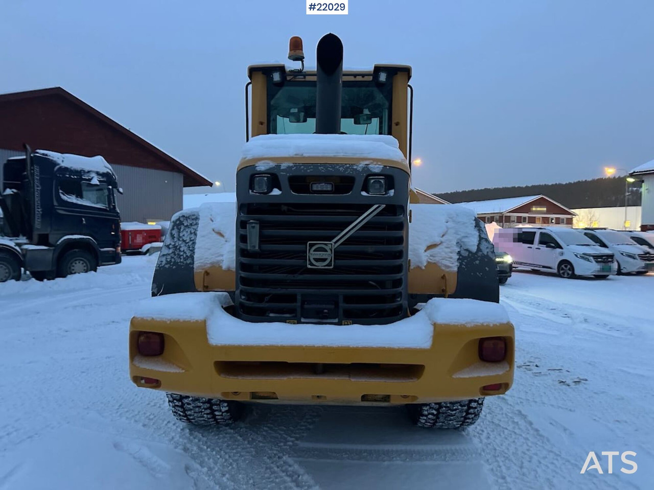 Volvo L70F hjullaster m/ vinter- og sommerdekk og planeringskuffe. En eier! Se video - Radlader: das Bild 5 Volvo L70F hjullaster m/ vinter- og sommerdekk og planeringskuffe. En eier! Se video - Radlader: das Bild 5