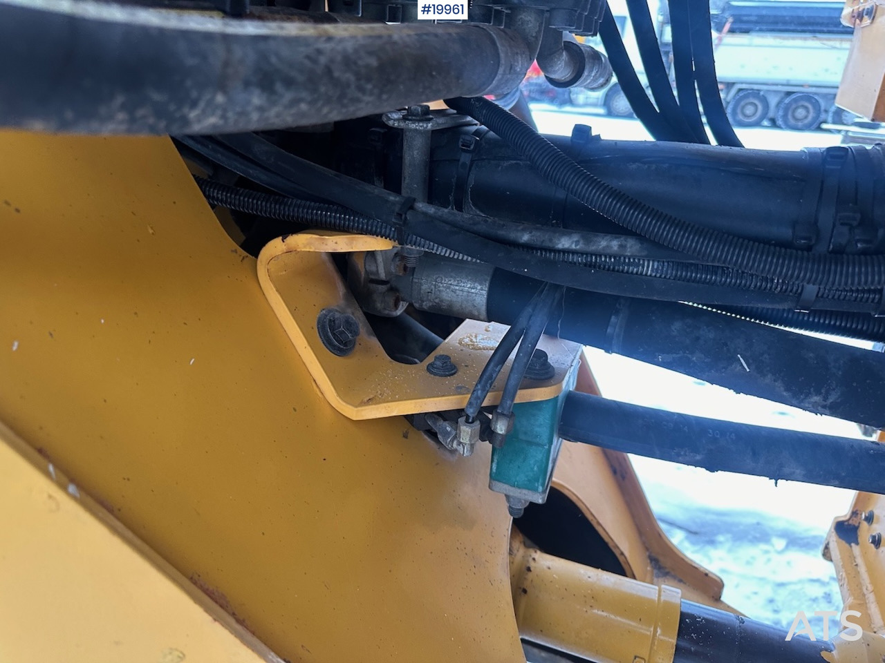 Radlader Volvo L90F: das Bild 25