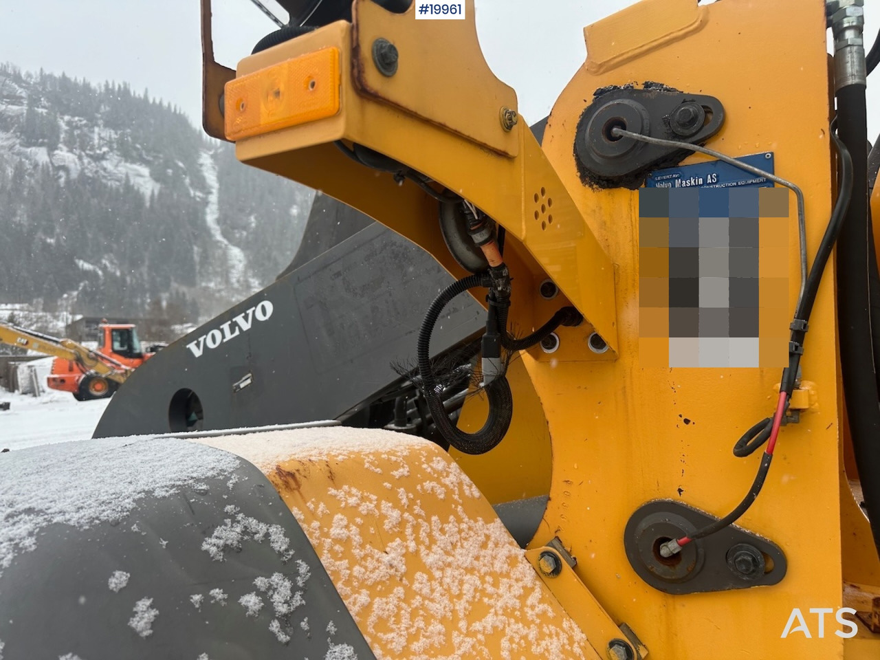 Radlader Volvo L90F: das Bild 23