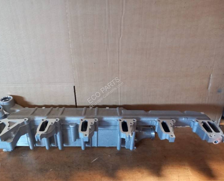 Mercedes - Auspuff/ Abgasanlage für LKW: das Bild 3 Mercedes - Auspuff/ Abgasanlage für LKW: das Bild 3