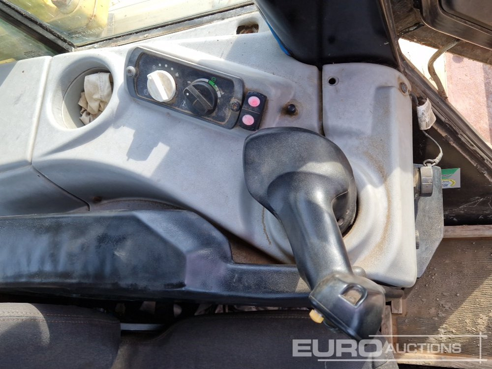 Bulldozer 2015 CAT D6N LGP: das Bild 35