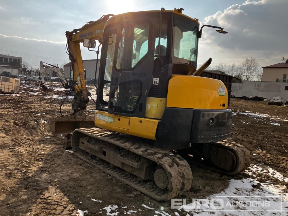 2015 Komatsu PC80MR-3 - Minibagger: das Bild 2 2015 Komatsu PC80MR-3 - Minibagger: das Bild 2