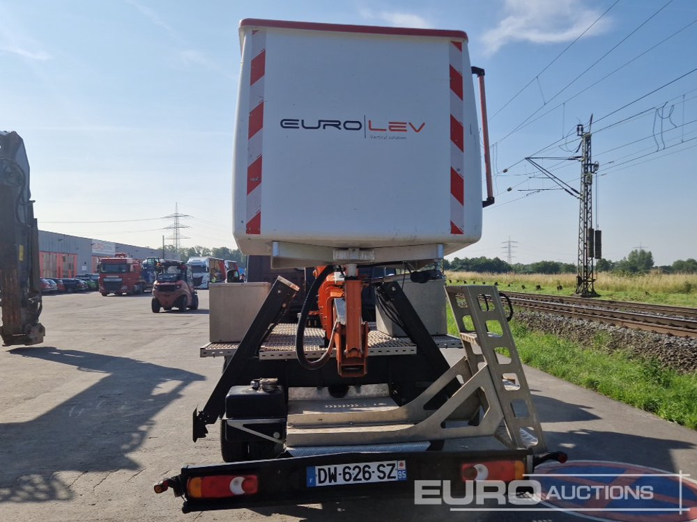 2015 Renault Maxity - LKW mit Arbeitsbühne: das Bild 4 2015 Renault Maxity - LKW mit Arbeitsbühne: das Bild 4