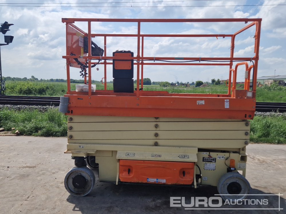 2016 JLG 3246 ES - Arbeitsbühne: das Bild 2 2016 JLG 3246 ES - Arbeitsbühne: das Bild 2