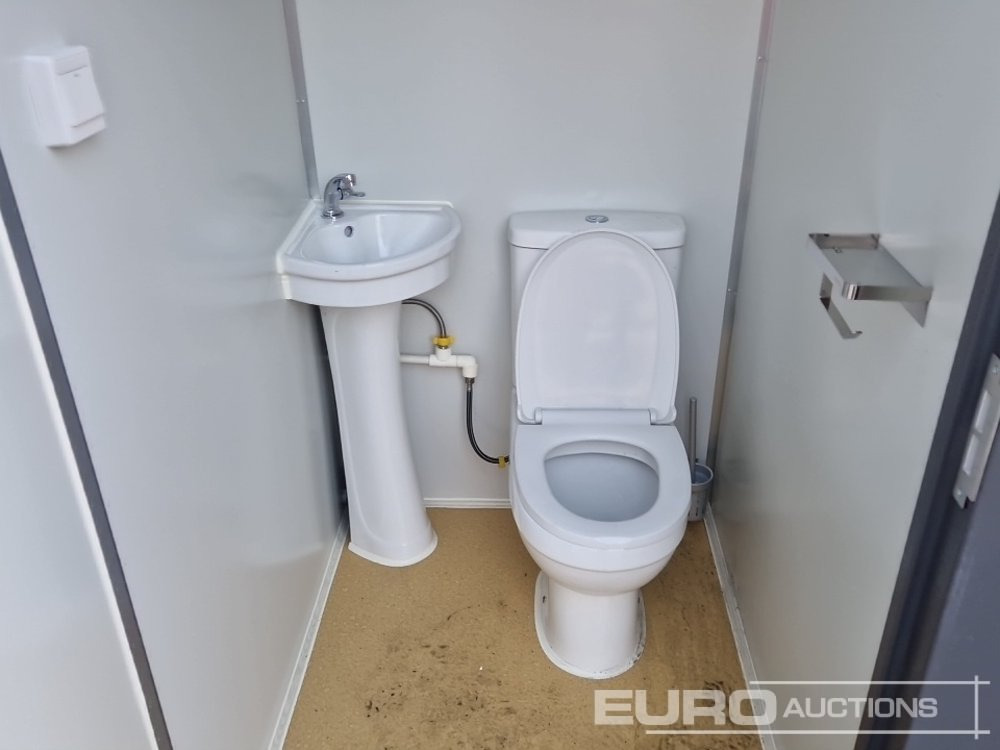 Wohncontainer Double Toilet Container: das Bild 13 Wohncontainer Double Toilet Container: das Bild 13