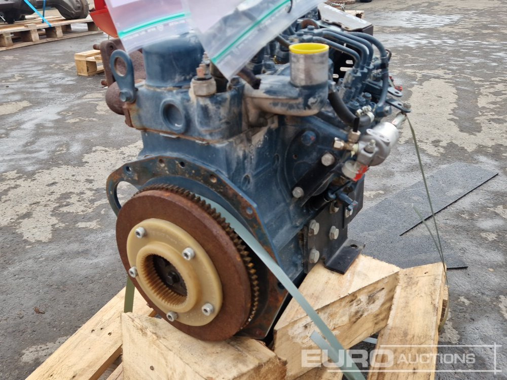 Kubota 3 Cylinder Diesel Engine - Motor: das Bild 5 Kubota 3 Cylinder Diesel Engine - Motor: das Bild 5