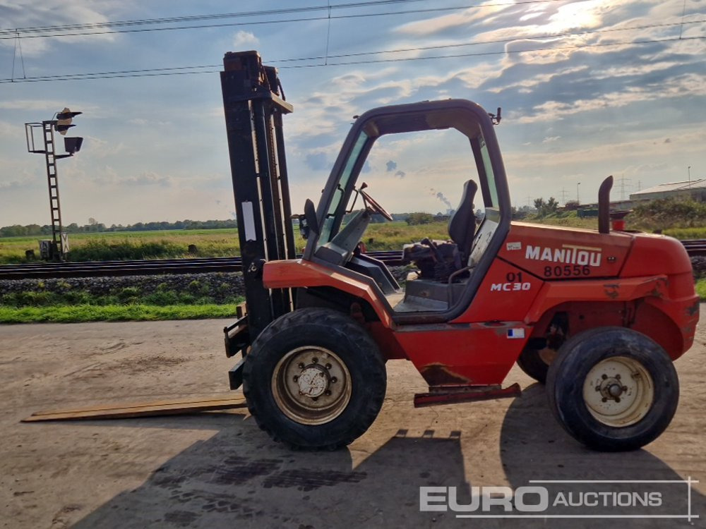 Manitou MC30 - Geländestapler: das Bild 2 Manitou MC30 - Geländestapler: das Bild 2