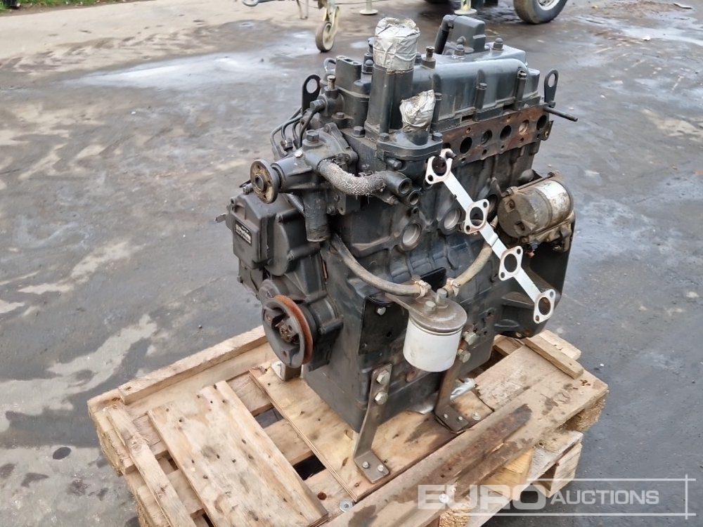Perkins 4 Cylinder Engine - Motor: das Bild 3 Perkins 4 Cylinder Engine - Motor: das Bild 3