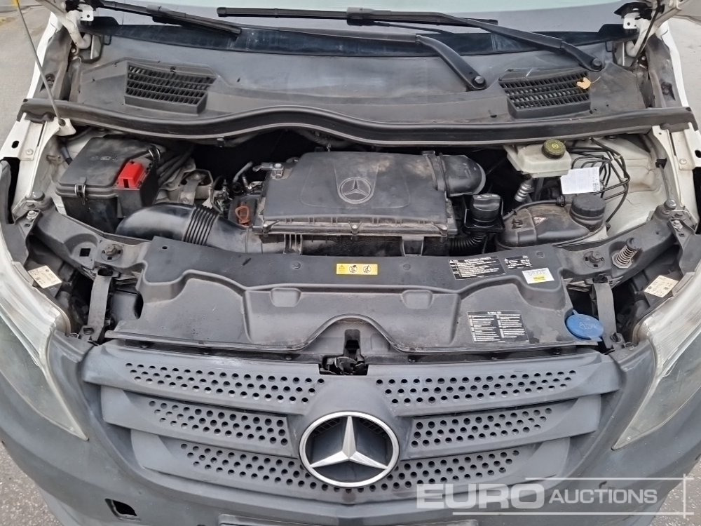 Transporter 2020 Mercedes Benz VITO 111CDI: das Bild 13