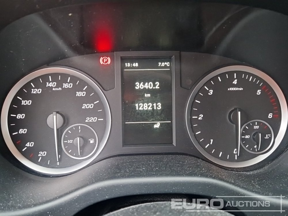 Transporter 2020 Mercedes Benz VITO 111CDI: das Bild 30