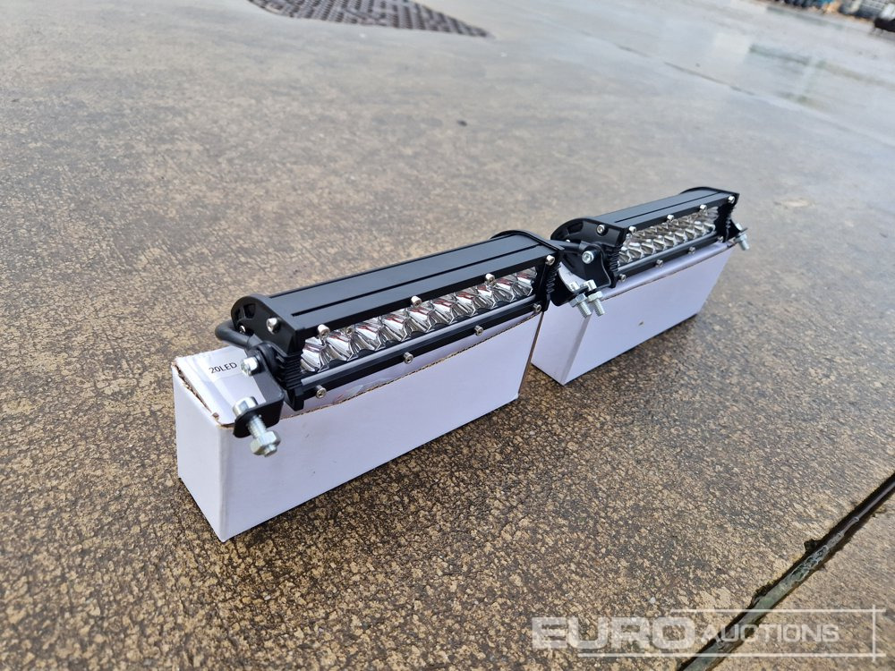 Unused 7" 60W LED Light Bar, Mounting Brackets, IP68 Waterproof (2 of) - Werkstattgerät: das Bild 4 Unused 7" 60W LED Light Bar, Mounting Brackets, IP68 Waterproof (2 of) - Werkstattgerät: das Bild 4
