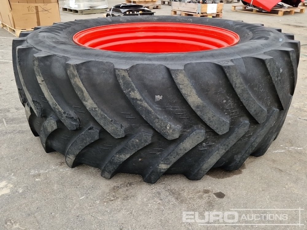 Unused Claas 650/65R42 Mitas Tyre, Arion Rim, 650/65R42 Mitas Tyres on Claas Arion Rim - Reifen: das Bild 4 Unused Claas 650/65R42 Mitas Tyre, Arion Rim, 650/65R42 Mitas Tyres on Claas Arion Rim - Reifen: das Bild 4