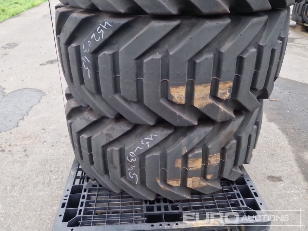 Unused JLG 355/55D625 NHS Tyres (4 of) - Reifen: das Bild 4 Unused JLG 355/55D625 NHS Tyres (4 of) - Reifen: das Bild 4